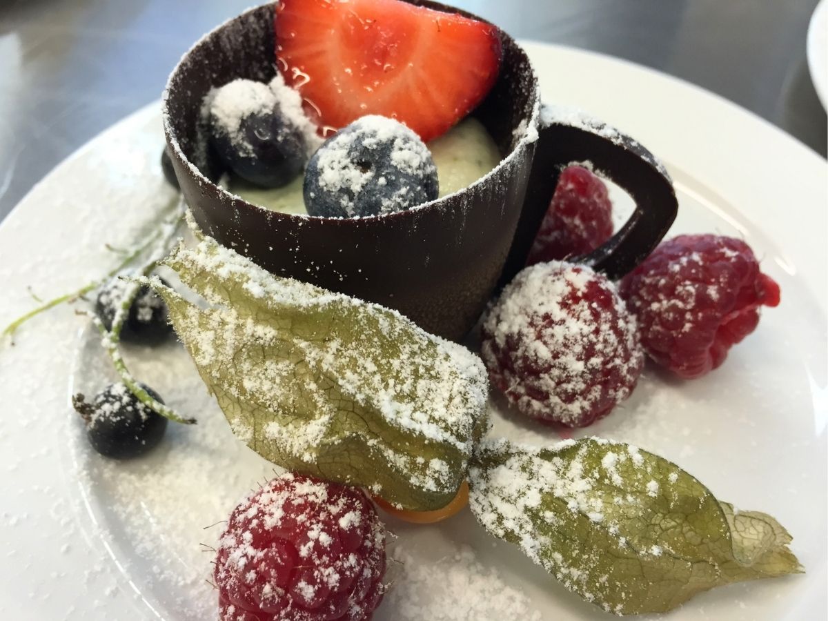 Dessert zum Mitnehmen bei Jahn am Kellerplatz in Purbach.